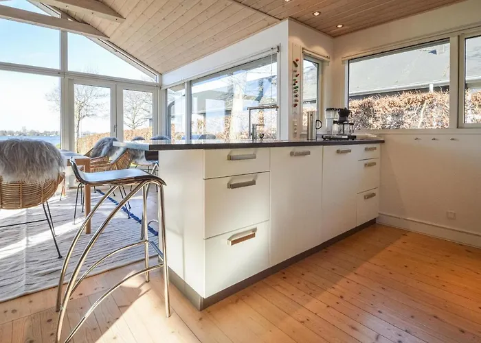 3 Bedroom Cozy In Sunds