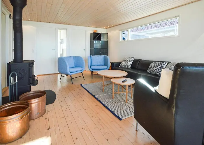 3 Bedroom Cozy In * Sunds